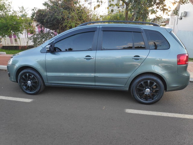 VW SPACEFOX 2011 1.6 COMPLETA