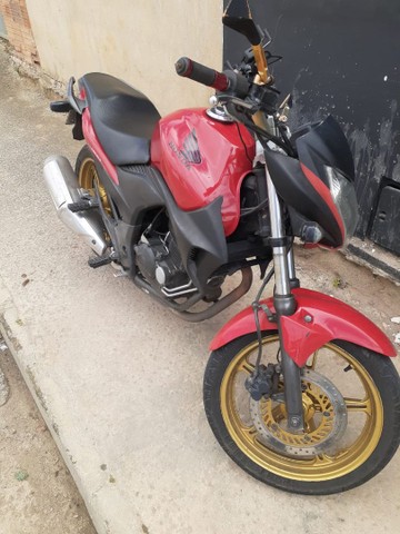 CB 300
