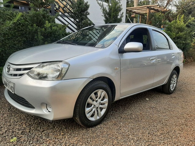 TOYOTA ETIOS 1.5 2013