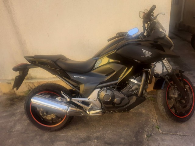 HONDA NC 750 CILINDRADAS VALOR 32 MIL REIAS ACEITO TROCA E FAÇO FINANCIAMENTO.