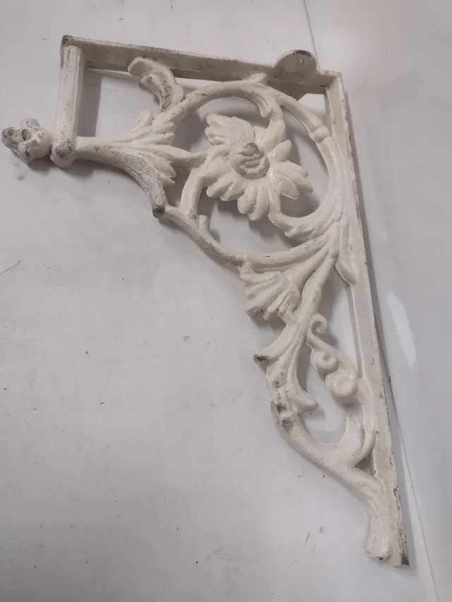 Cantoneira de ferro antigo. - Foto 2