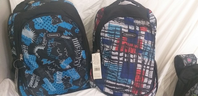 5 mochilas, 5 estampas diferente, qual vc vai querer!? - Foto 5