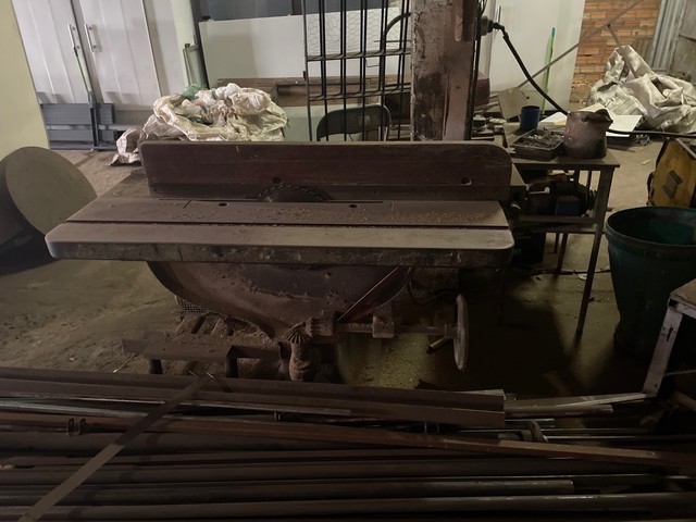 Serra Fita circular para madeira