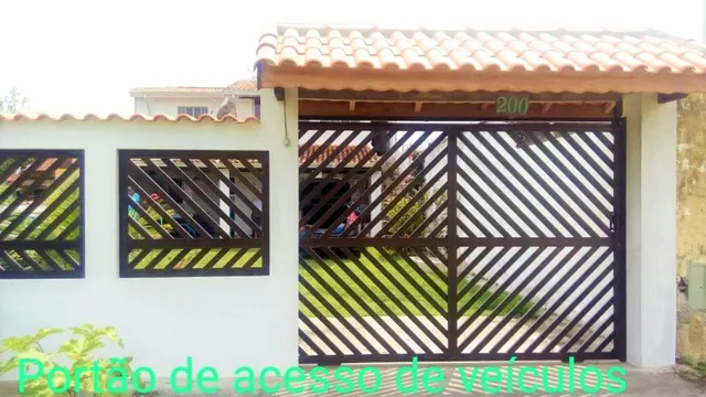 Casa Temporada Ilha Comprida. 100 metros da praia. Acomoda 10 pessoas.
