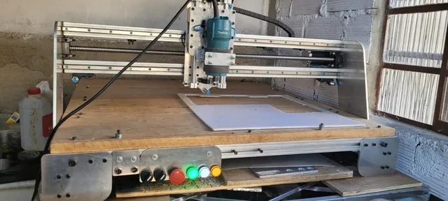 Fazendo peça de xadrez no torno CNC em 1 minuto 