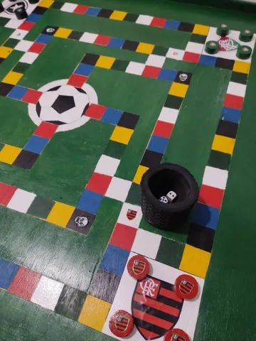 Aliado - 65x65 Jogo de Tabuleiro Acompanha Cumbuca, Peças e Dados