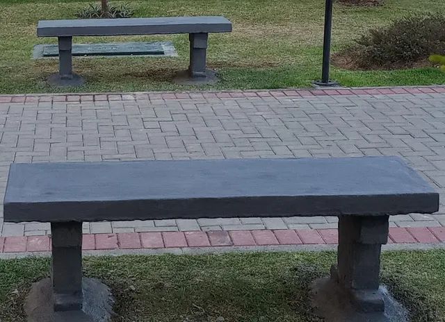 Bancos de concreto sem encosto  - Foto 2
