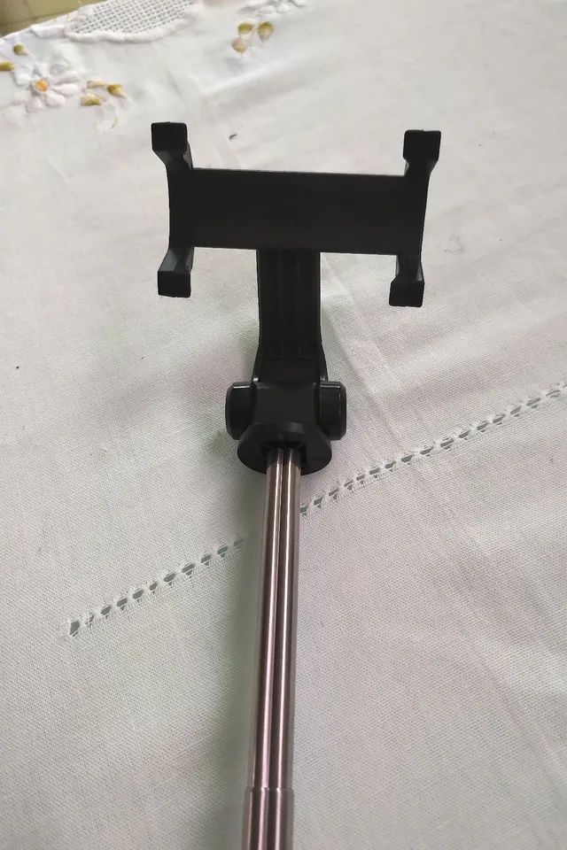 Vendo tripé novo telescópico para selfie e videochamadas - Foto 3