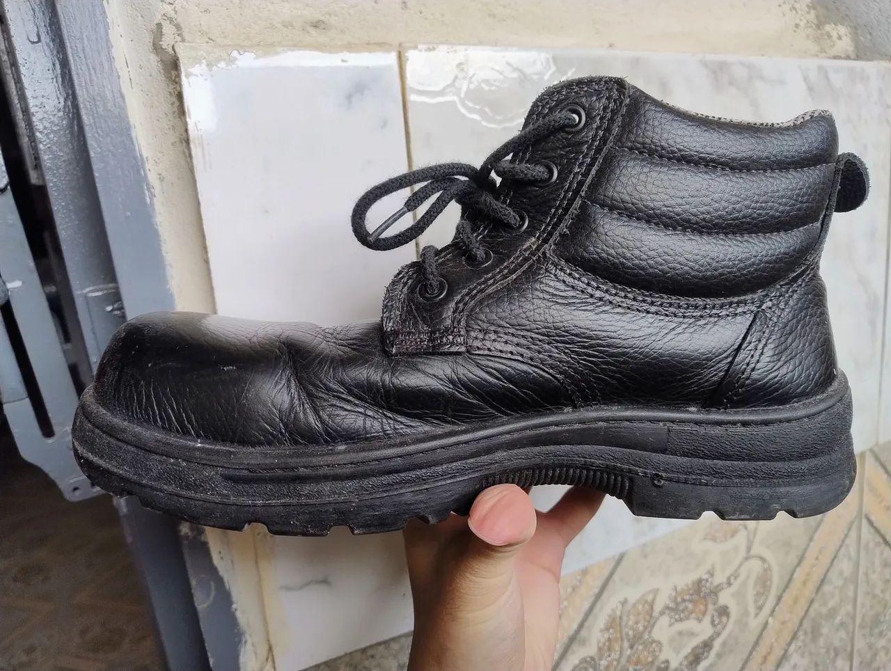 Bota de Segurança Preta - Foto 2