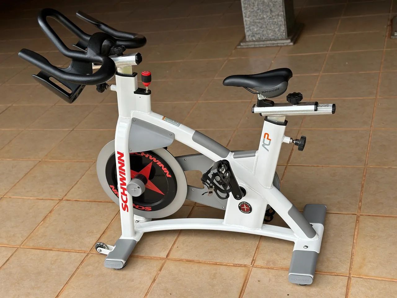 Bicicleta Schwinn Usada Schwinn AC Performance Plus Bicicleta De