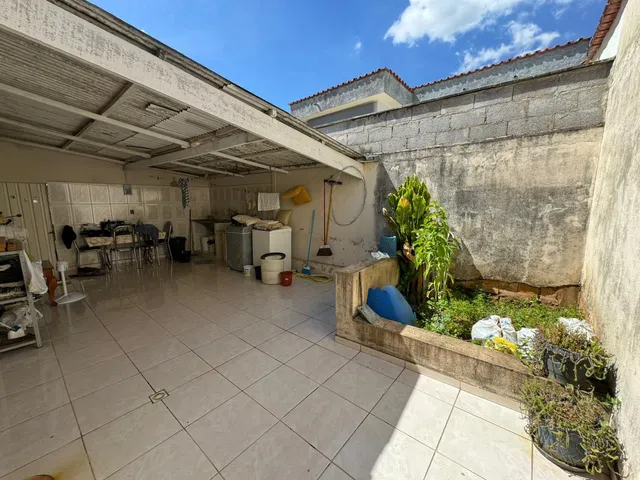 Casa a venda no Canaã em Varginha
