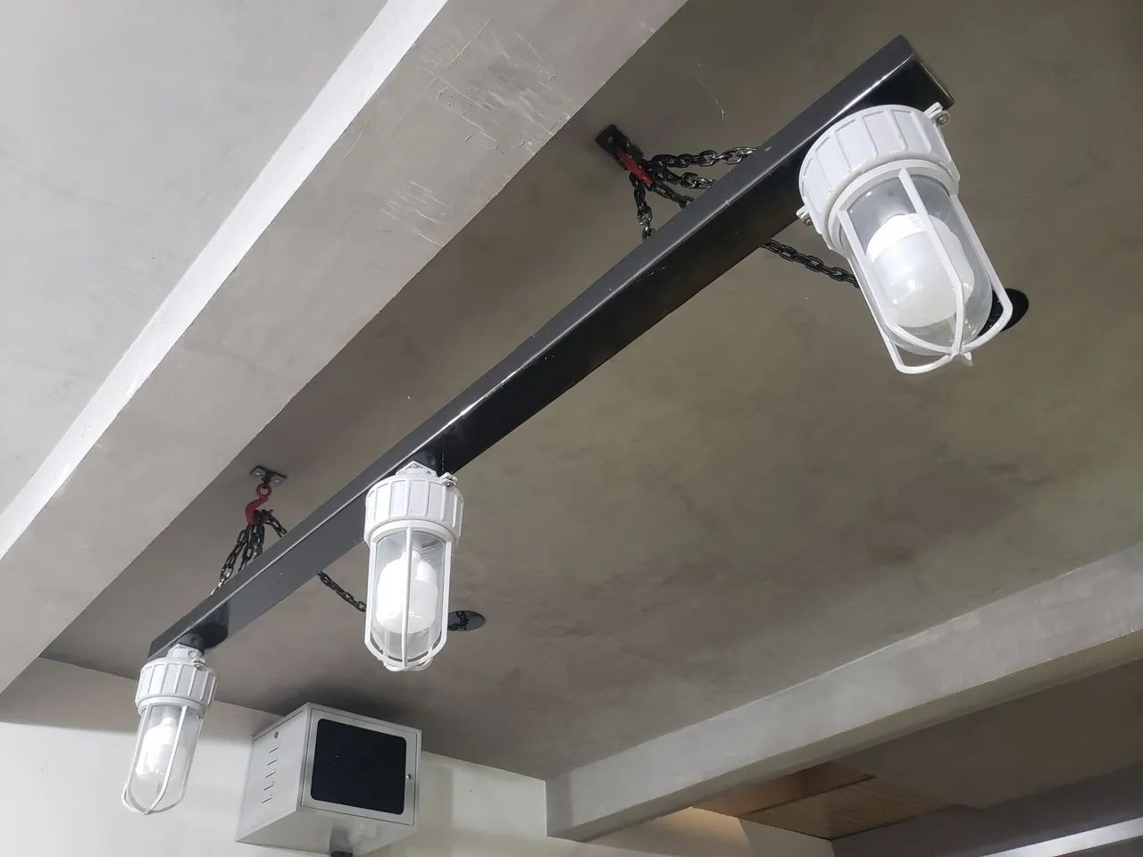 Luminária Pendente Industrial Rústica Ferro Blindada - Foto 5