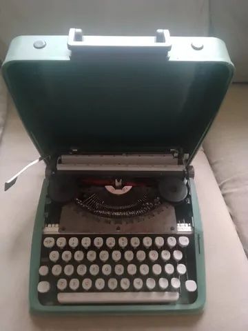Máquina de escrever - Foto 2