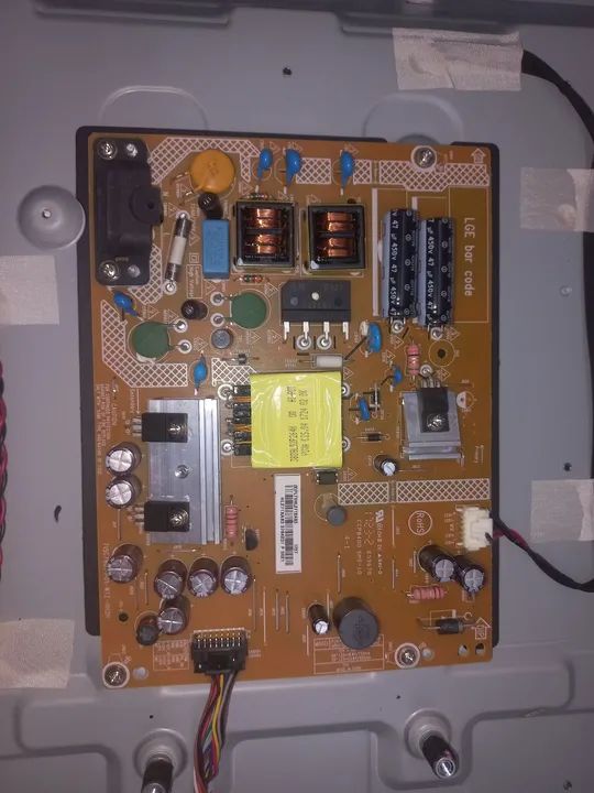 Placa da fonte tv LG  32LJ501B - Foto 2