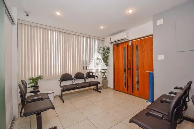 ÓTIMAS Salas Comercias - Clinica Médica, 7 consultórios, recepção, auditório, vaga, sala d - Foto 3