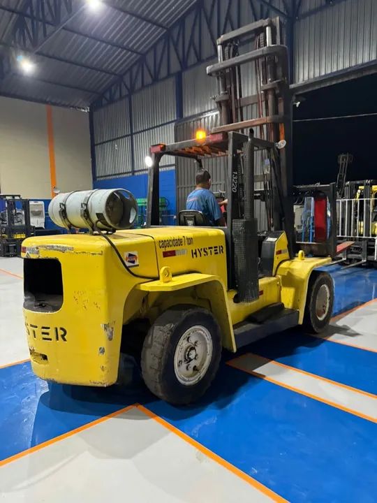 Empilhadeira Hyster H155XL 7,5t rodando