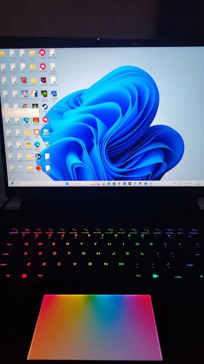 Alienware x16 R1  - Foto 2