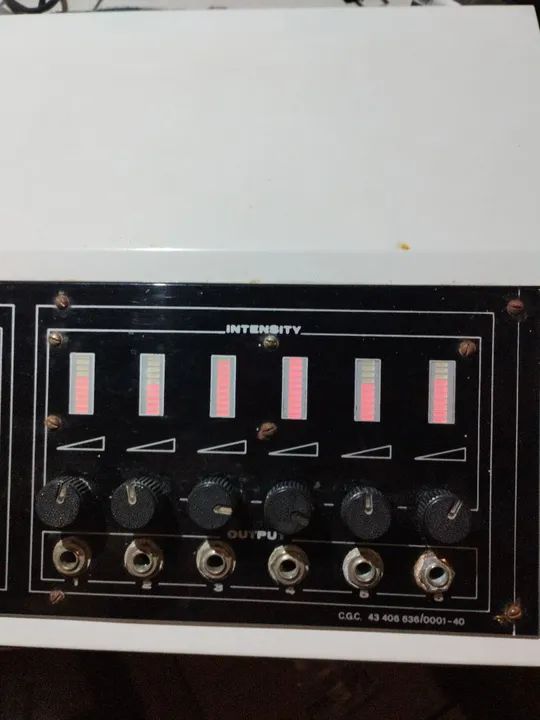 Aparelho de Eletroestimulação Muscular Lipo-II LP-2 - Foto 3