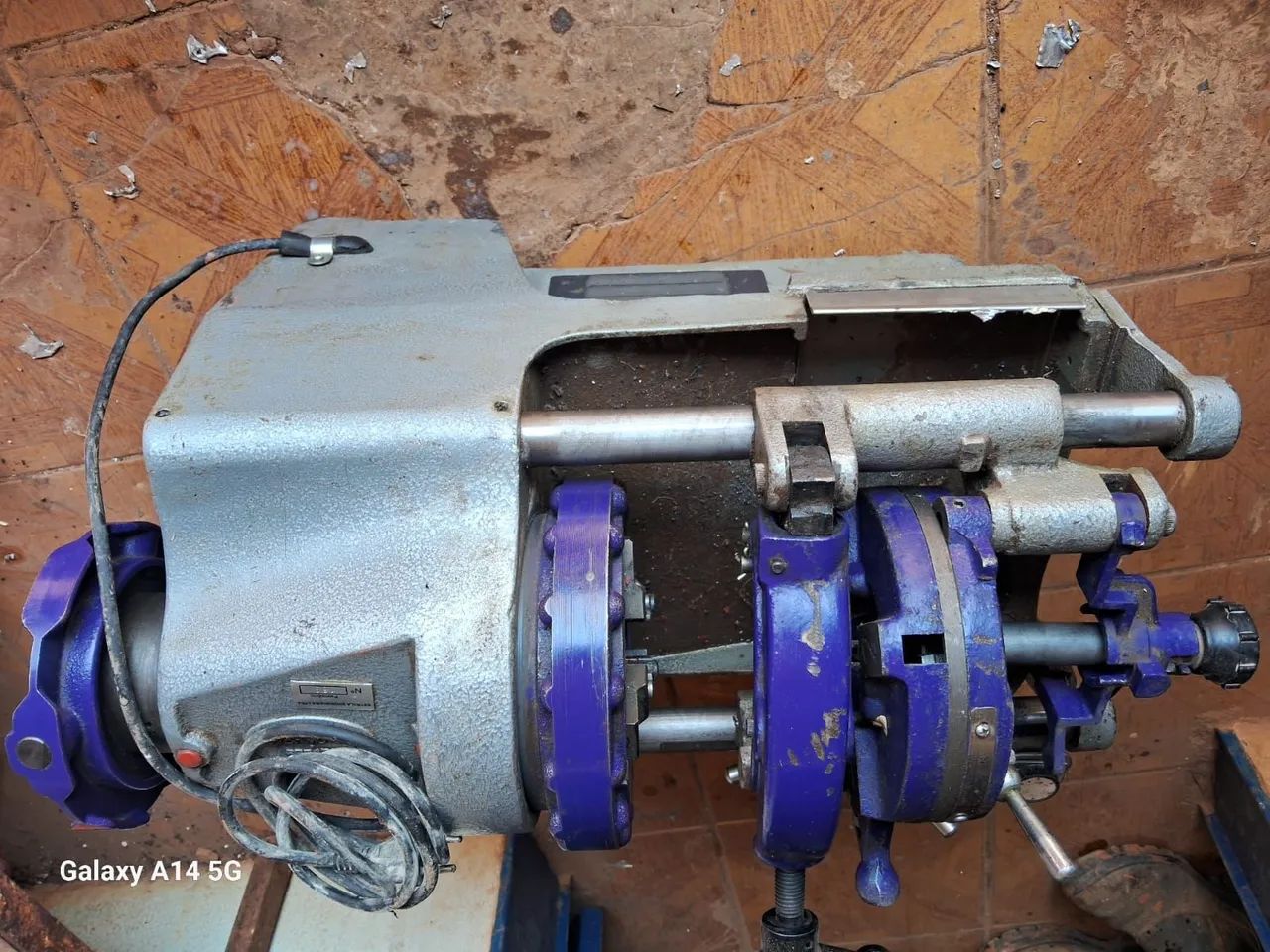 Rosqueadeira Eletrica BR MOTORS