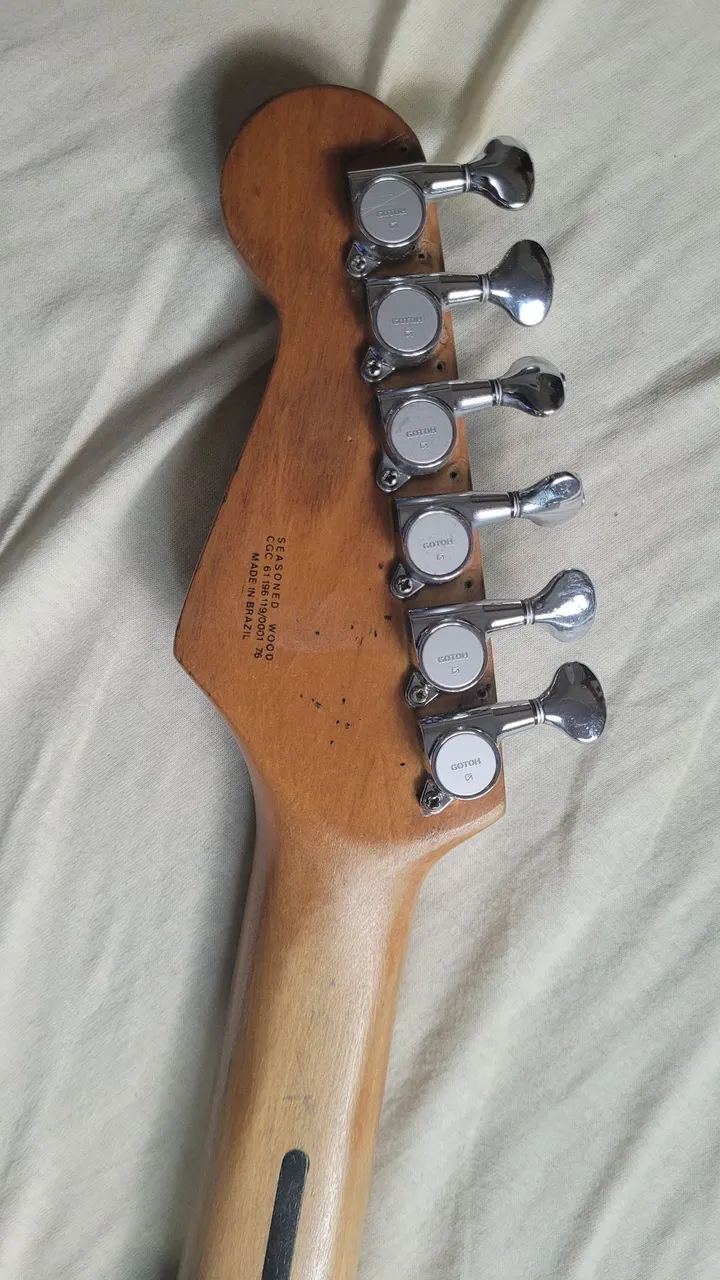 Guitarra Giannini stratosonic com upgrades  - Foto 4