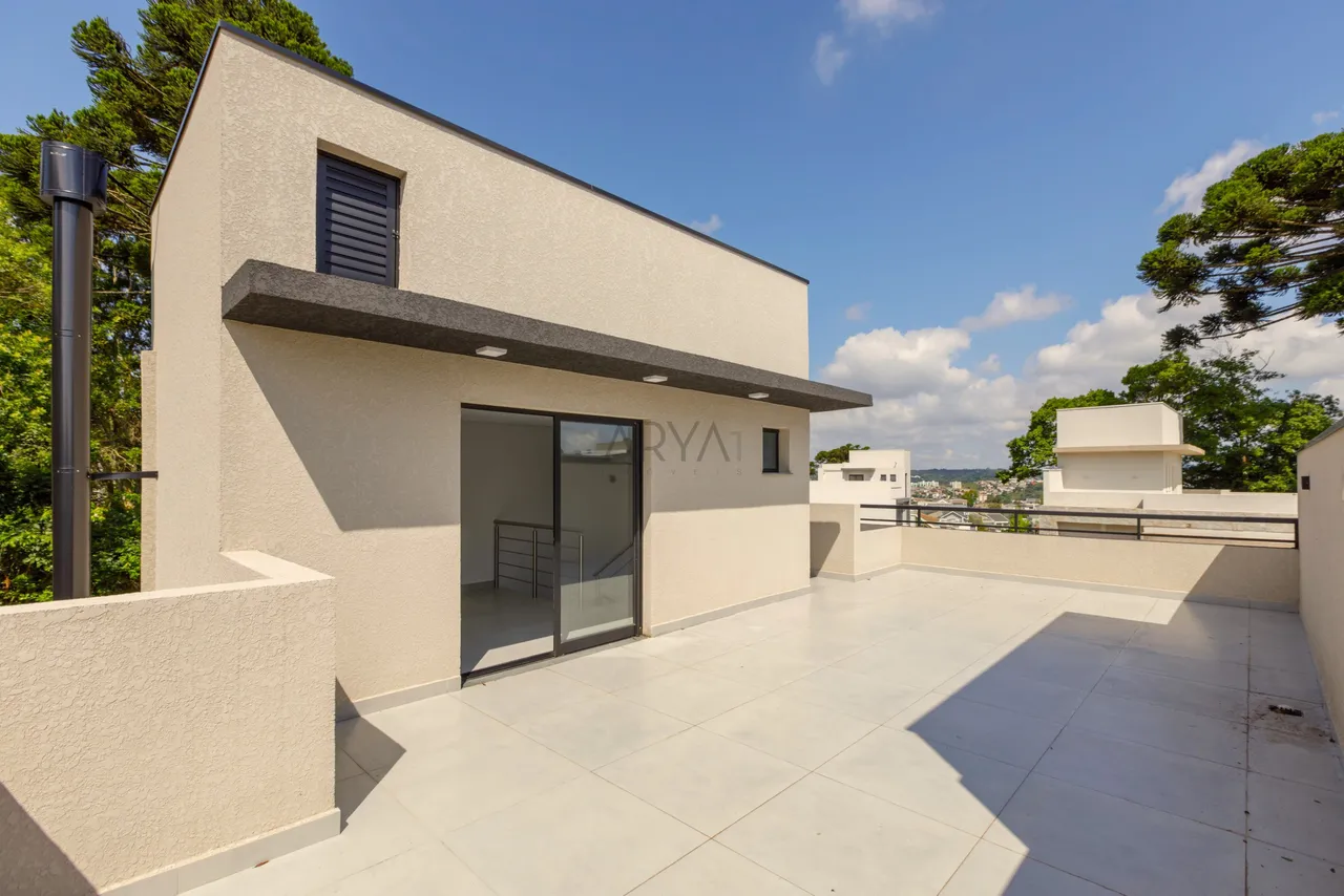 Casa em condomínio no Pilarzinho - ARYA 1