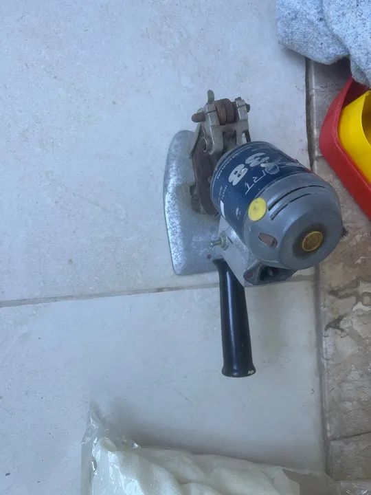 Cortadora de Tecido Industrial