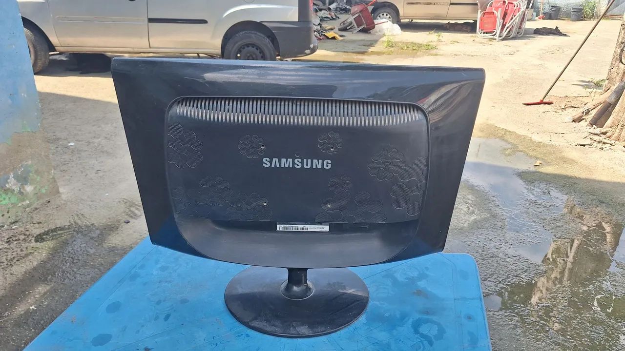 Monitor Samsung 2233rz 120Hz - Foto 3