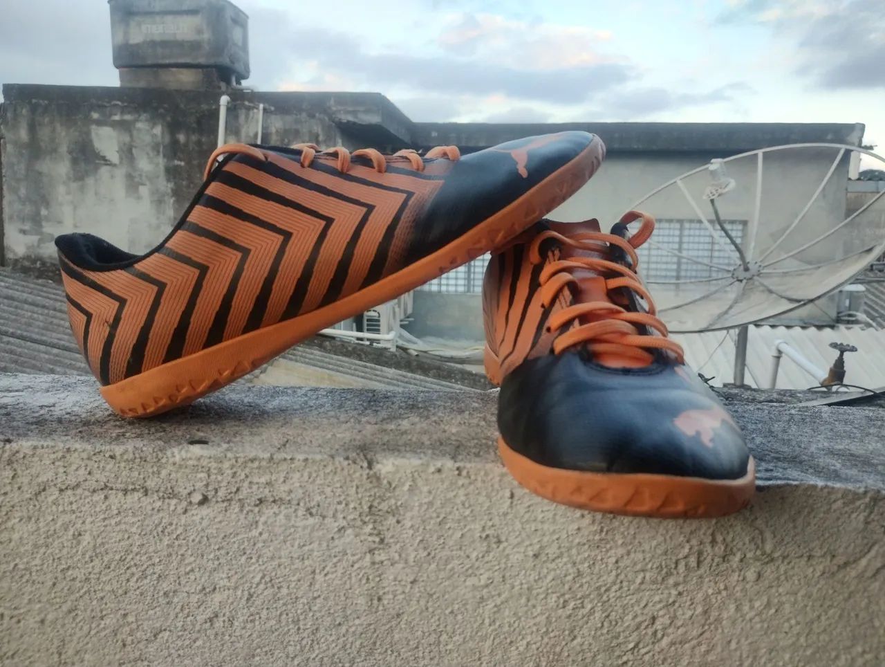 Chuteira de futsal Puma - Foto 2