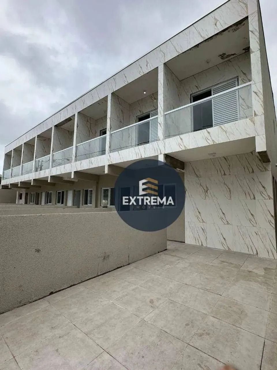 casa 2 dormitórios com 2 suites