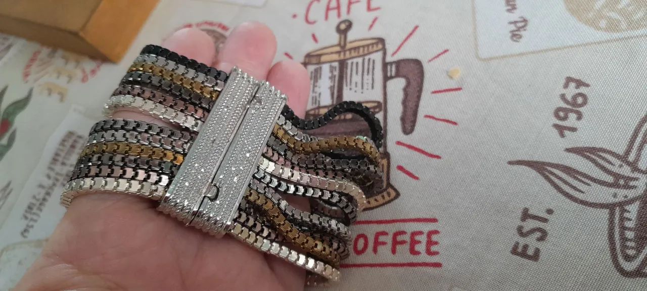 Pulseiras de Prata com Detalhes em Pedras - Conjunto de 3 - Foto 2