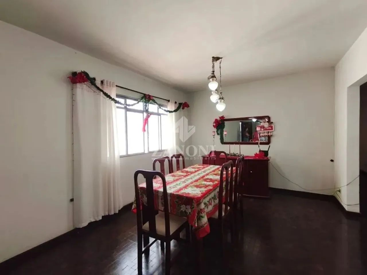 Casa Ampla com Edícula e Excelente Localização Zona 7 - Foto 5