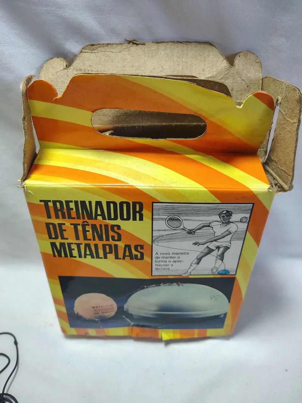 Treinador de Tênis Metalplas ( Decoração ) - Foto 2