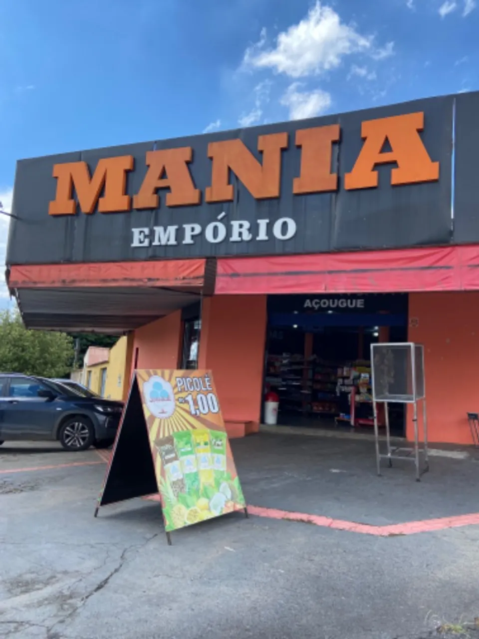 Vende-se Supermercado com clientela de 20 anos. Aberto à negociação!