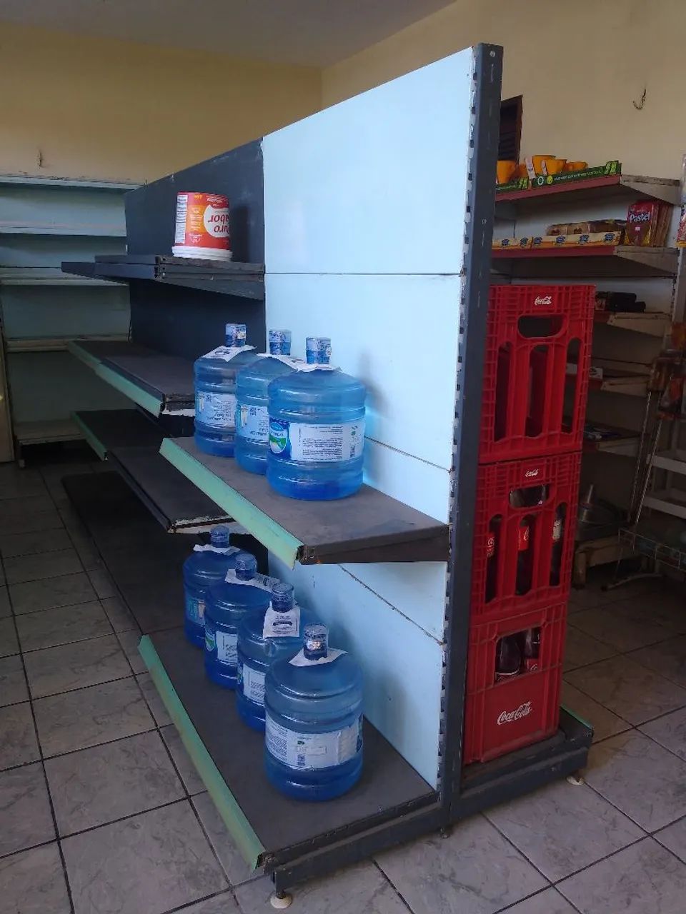 Gôndolas de Centro usadas  - Foto 2