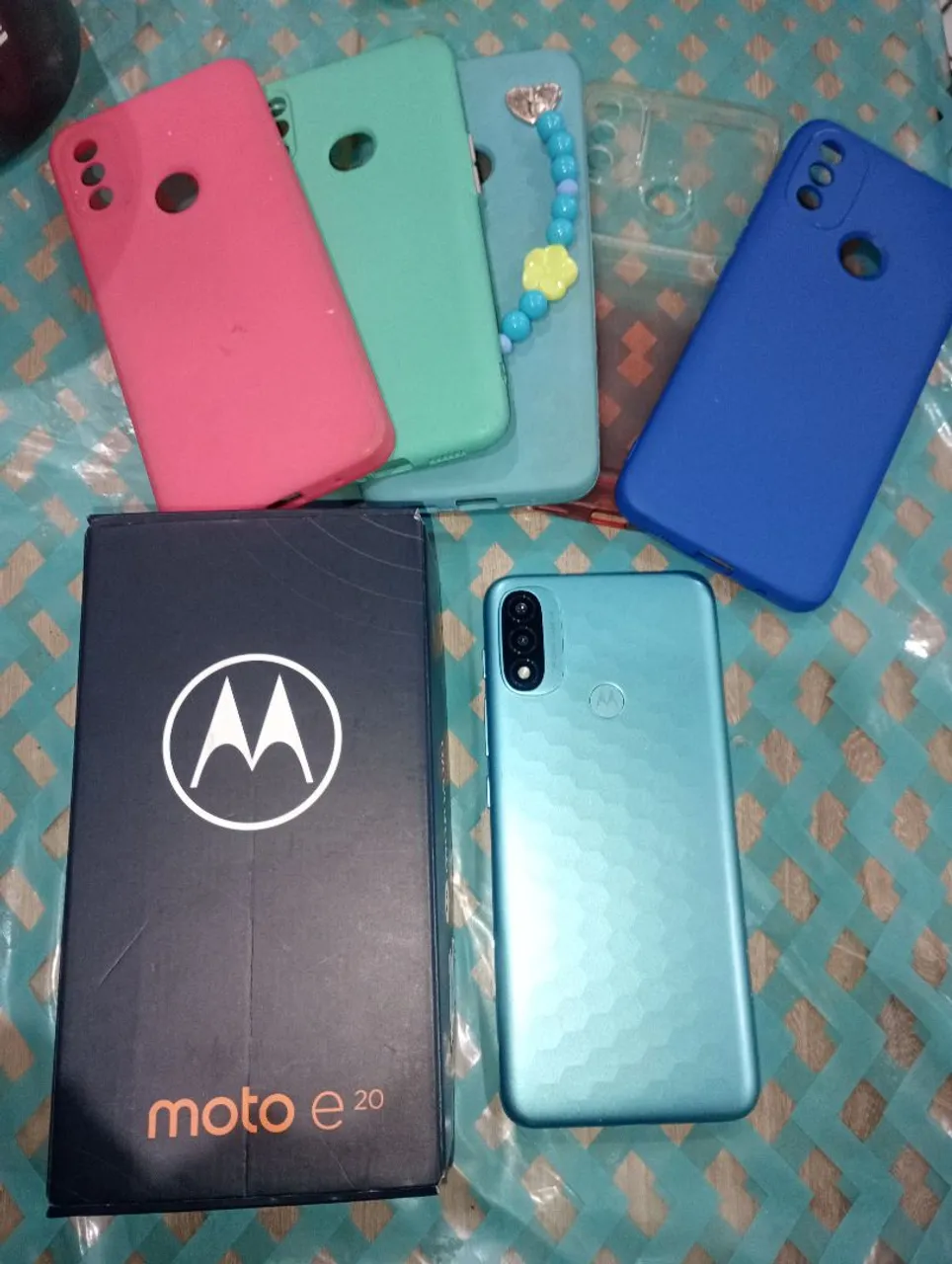 Moto E20