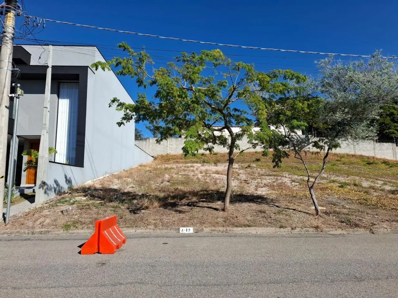 Terreno à venda em Sorocaba, Condomínio Residencial Renaissance, com 313.69 m²