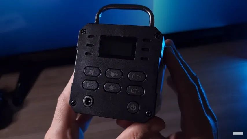 Led ZU60 + Softbox Ulanzi AS-D30  - Foto 3