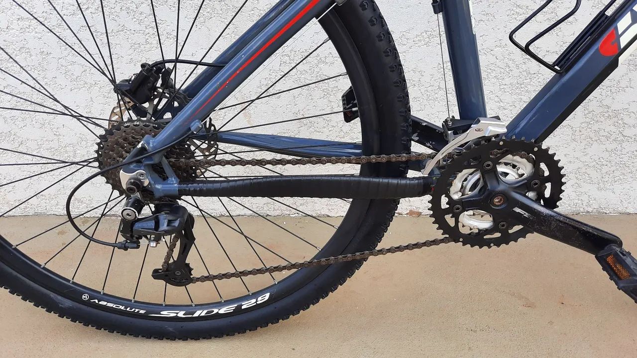 Bicicleta Sixxis Aro 29, kit shimano tamanho M - 17', bem conservada, freeride - Foto 2