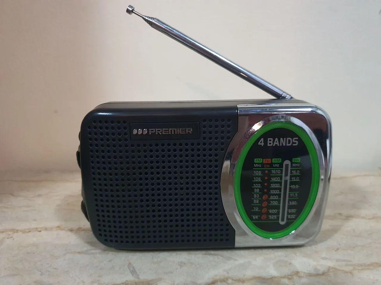 RADIO PORTATIL PREMIER NOVO - Foto 2