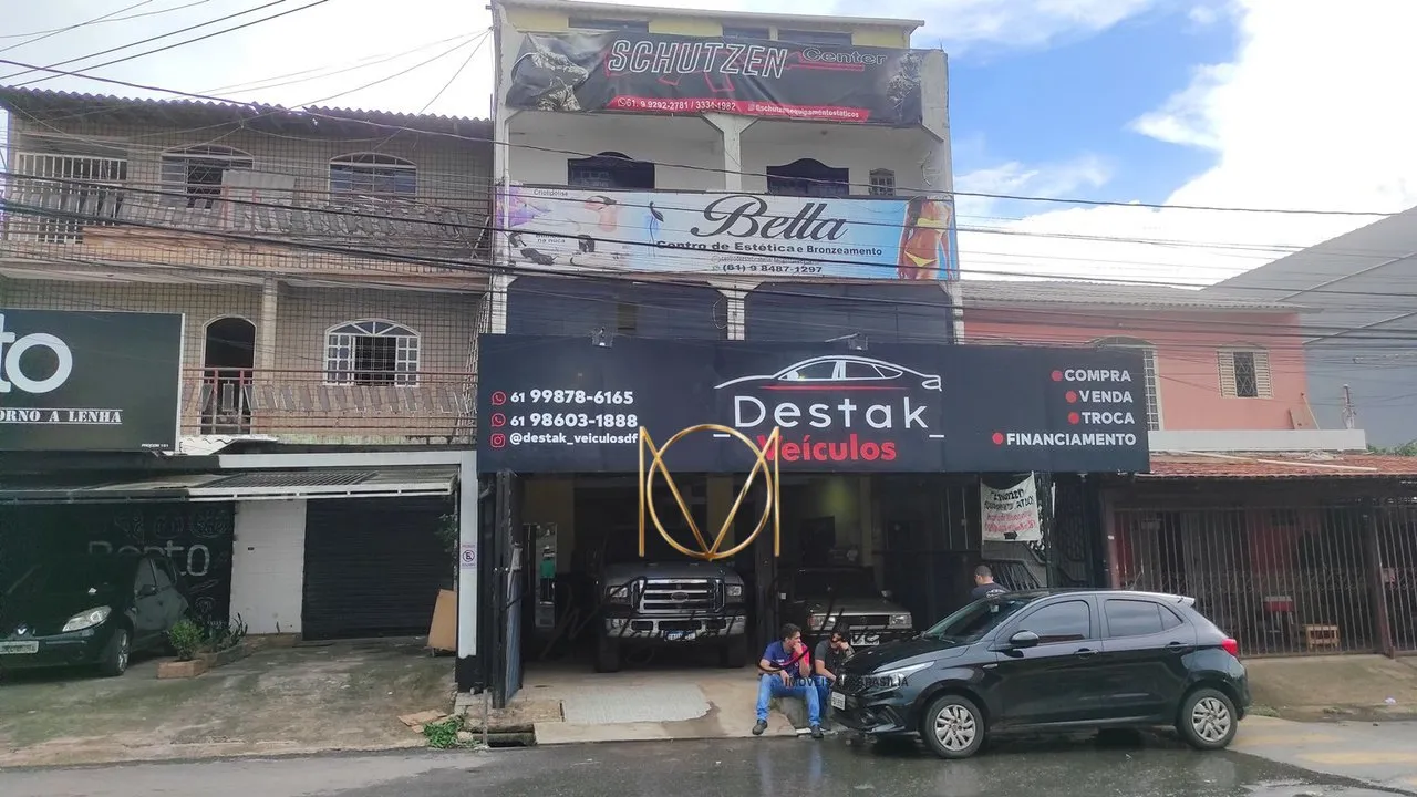 Predio Comercial residencial no riacho Fundo 2 , Rende 1% ao mes , bem localizado