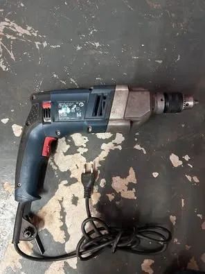 FURADEIRA DE IMPACTO BOSCH GSB 20-2 870W 220V - Foto 4