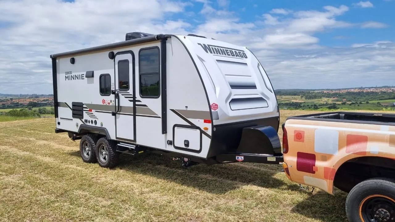 Trailer Winnebago 2106 com 1.000 km  - Foto 4