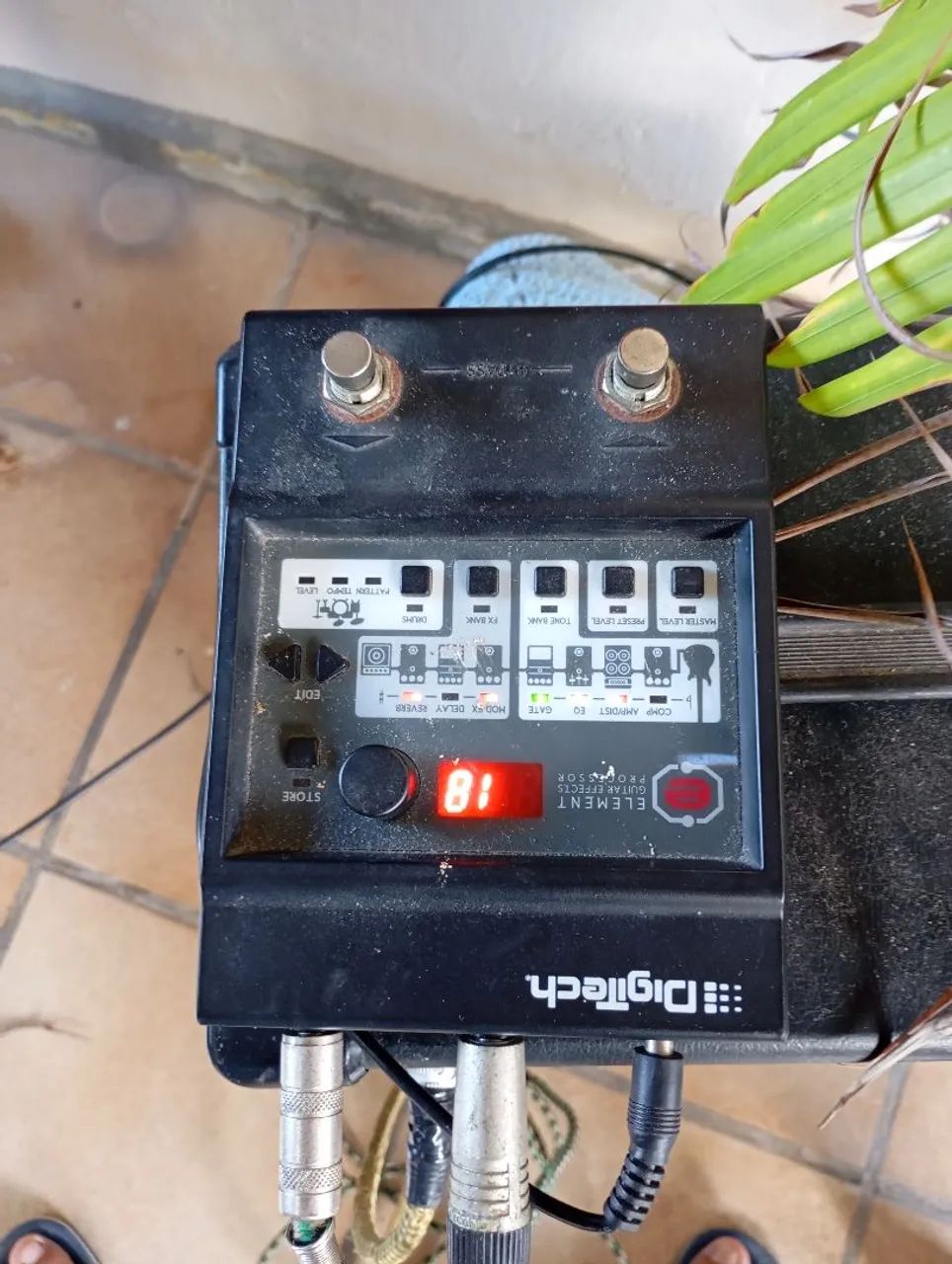 Pedaleira Digitech Element Guitar Effects Processor
