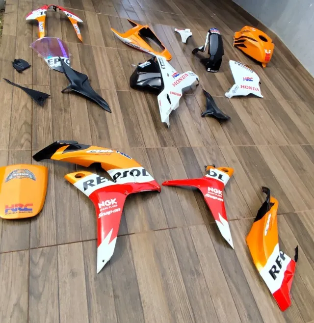 CARENAGEM REPSOL CBR 600