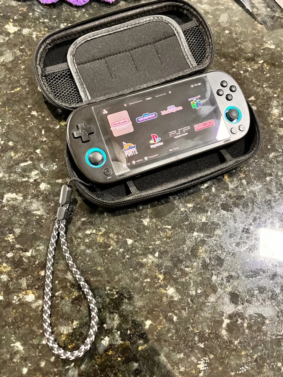 Trimui Smart Pro - 64gb com jogos e acessórios