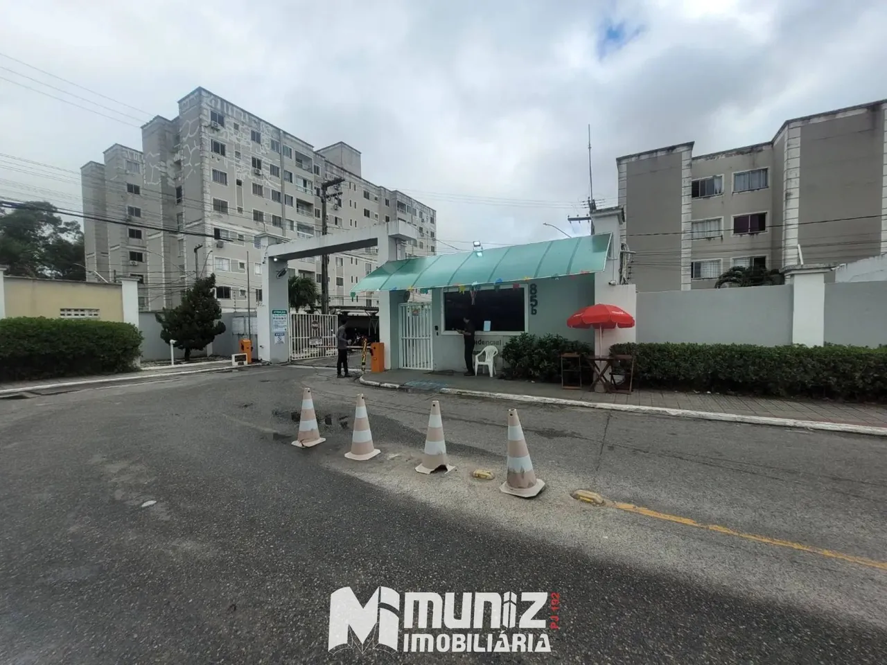 Apartamento Para Alugar com 2 quartos no Condomínio Alamedas Jardins