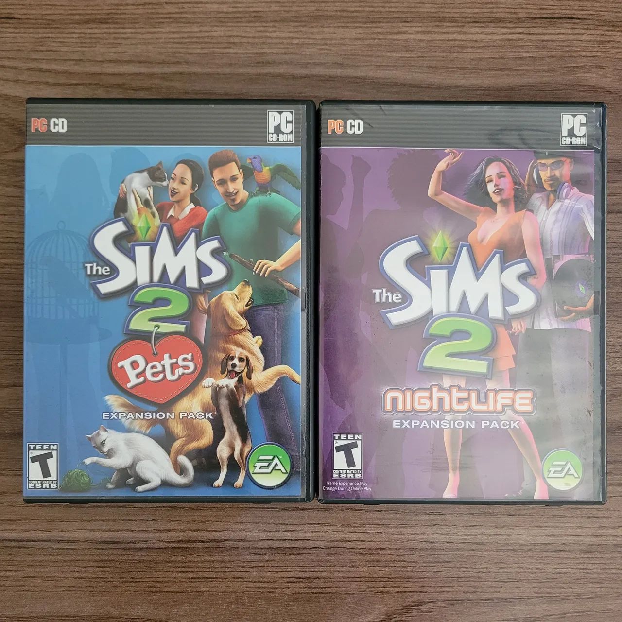 The Sims 2 Lote com 4 expansões + objetos - PC