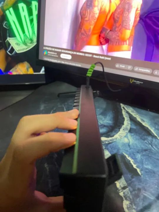 teclado mecânico gamer rgb switch amarelo - Foto 3