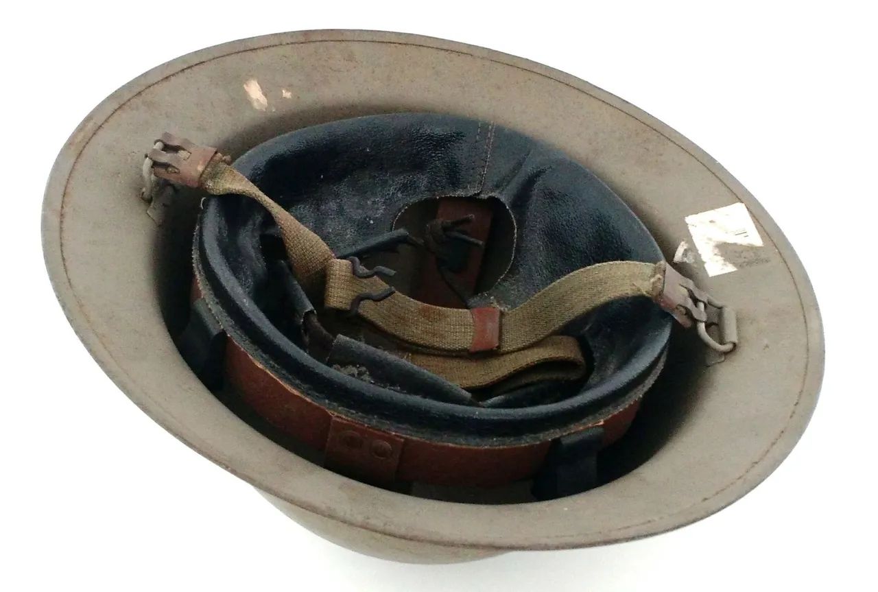 Capacete Americano Antigo em Aço, Primeira Guerra Mundial  - Foto 3