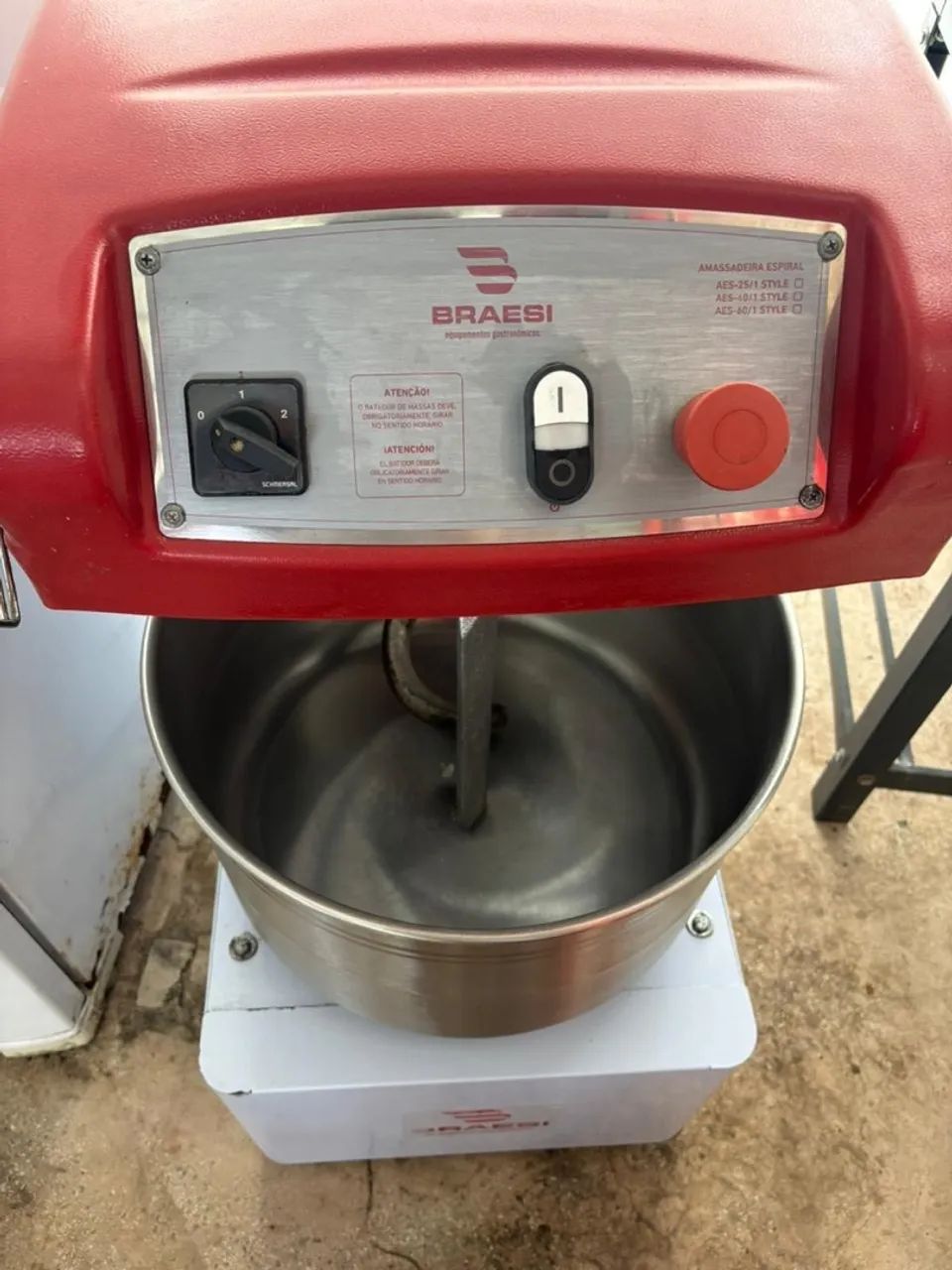 Masseira trifasica 25kg braesi